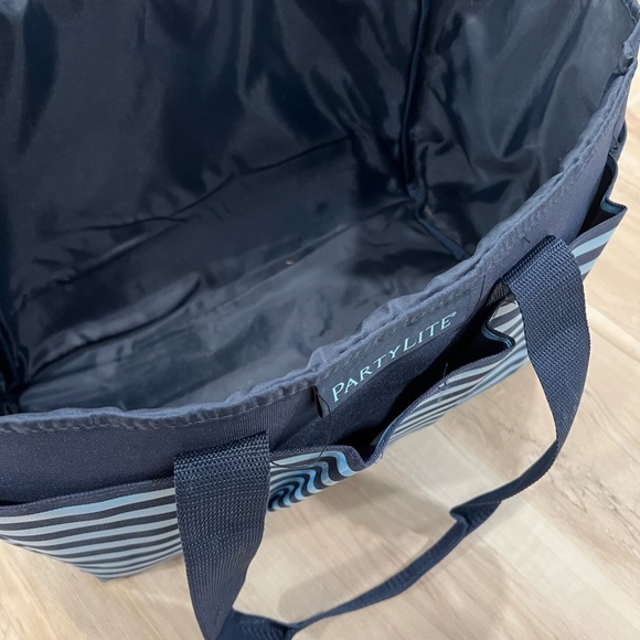 PartyLite Striped Utility Tote Bag - Blue & Navy - Picture 4 of 6